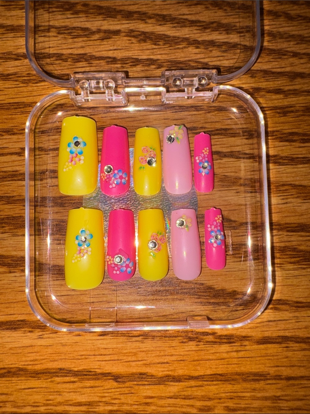 Press-On Nail Set — Yellow Pink Floral Accent
